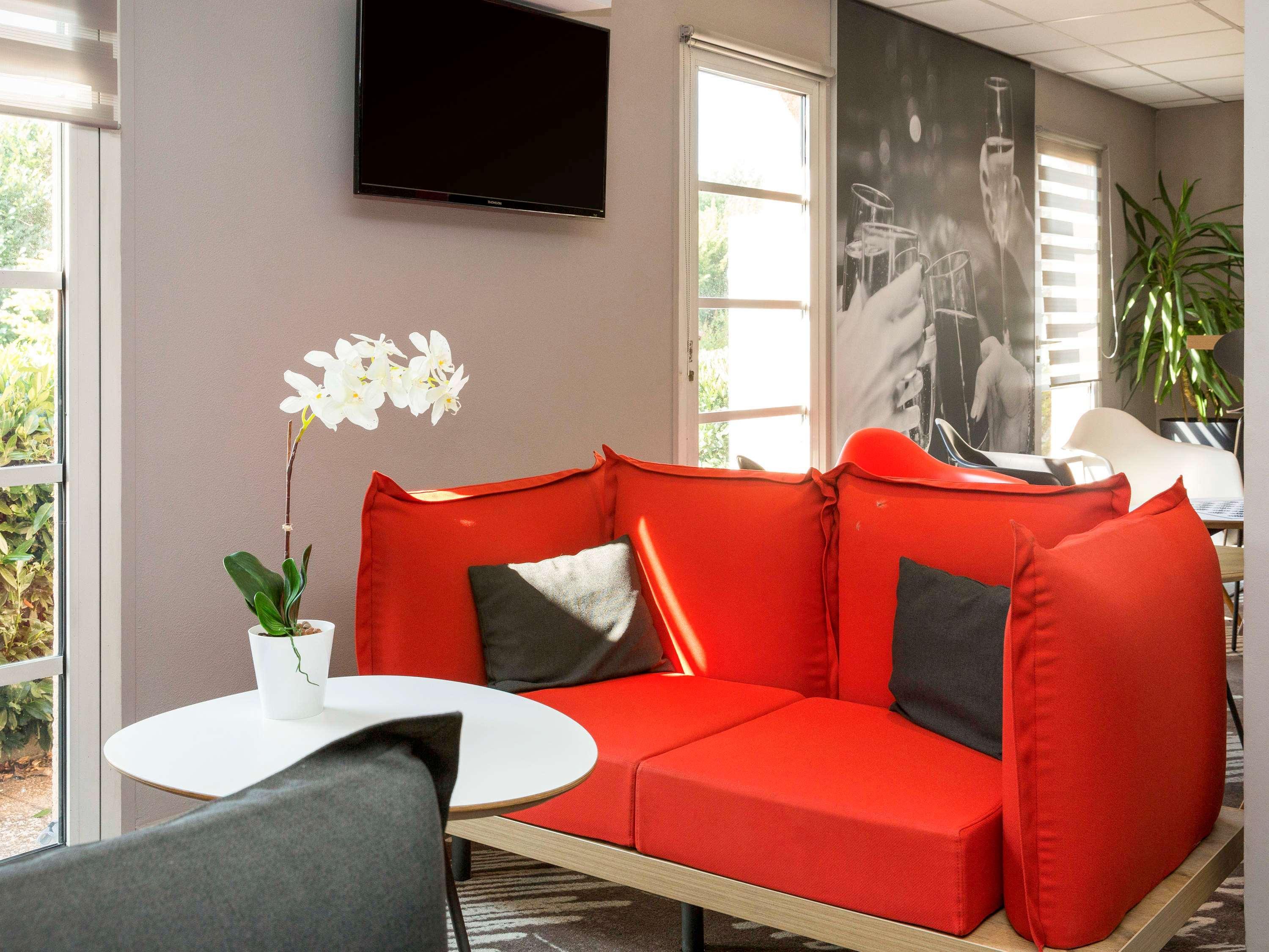 Ibis Budget Sisteron Exterior foto